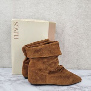 Flings Vintage Brown Suede Slouchy Cuffed Boots Booties
